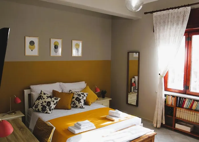 Vomero Parthenope Home